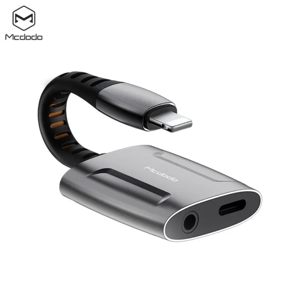 Mcdodo Lightning to 3.5mm Jack & Charging Splitter — Zinc Alloy — CA-634